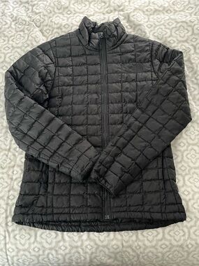 The North Face - W’s Matte Black Thermoball Jacket - Sz Med